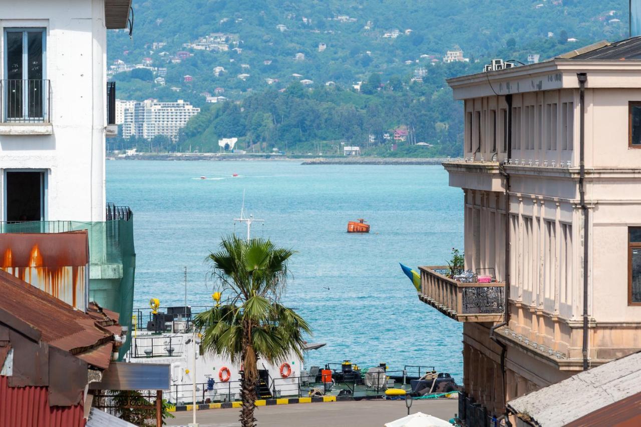 Hotel N16 Batumi Eksteriør bilde