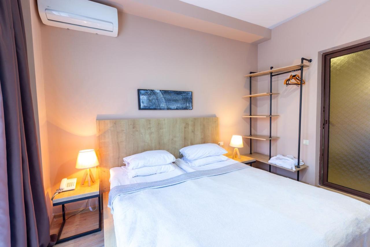 Hotel N16 Batumi Eksteriør bilde