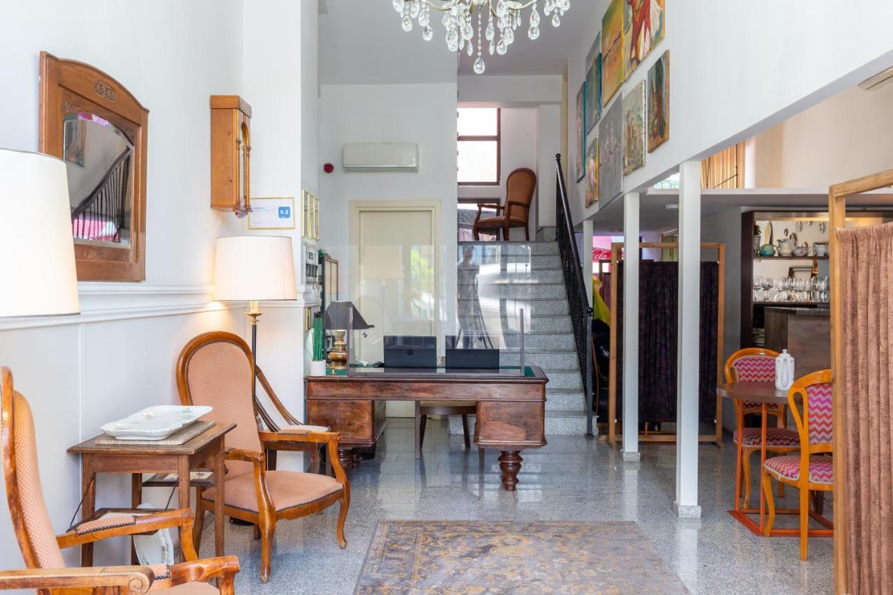 Hotel N16 Batumi Eksteriør bilde