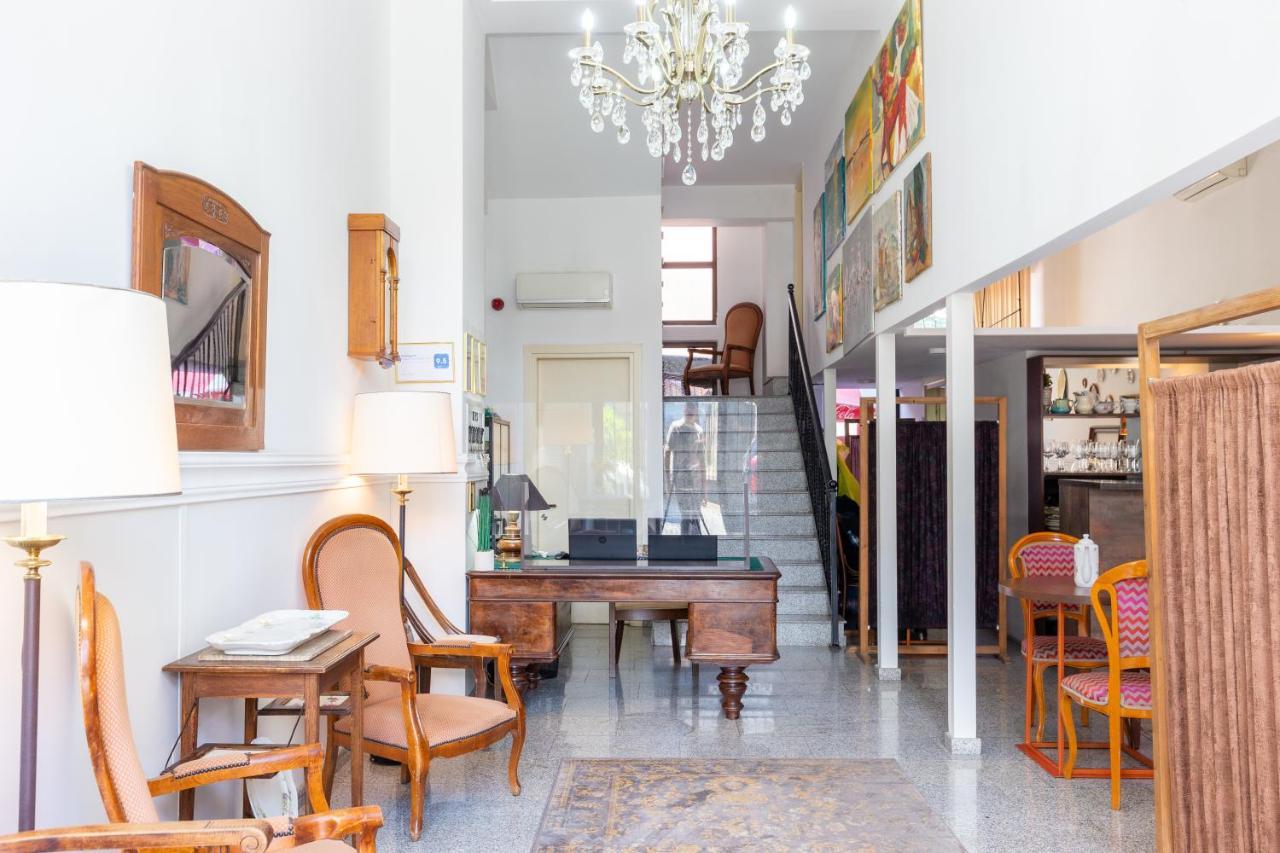 Hotel N16 Batumi Eksteriør bilde