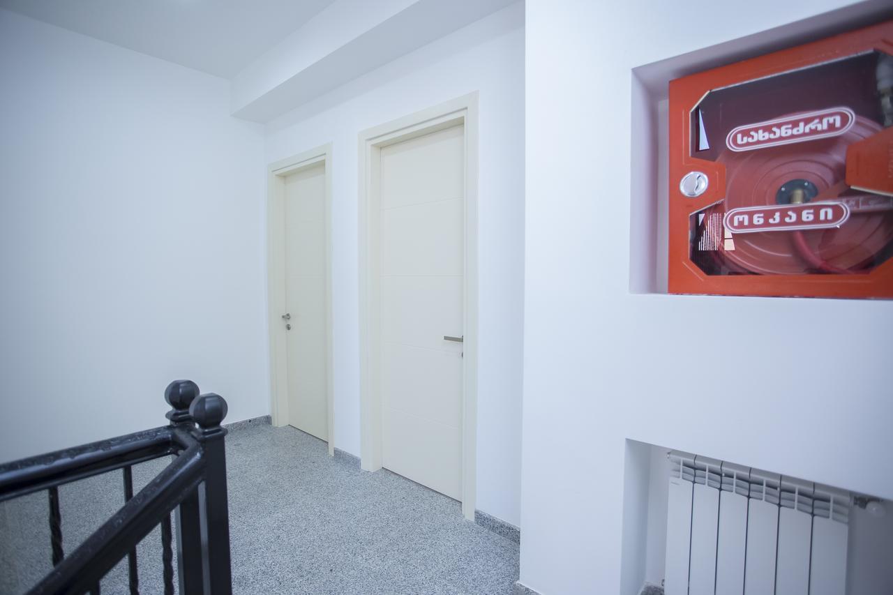 Hotel N16 Batumi Eksteriør bilde