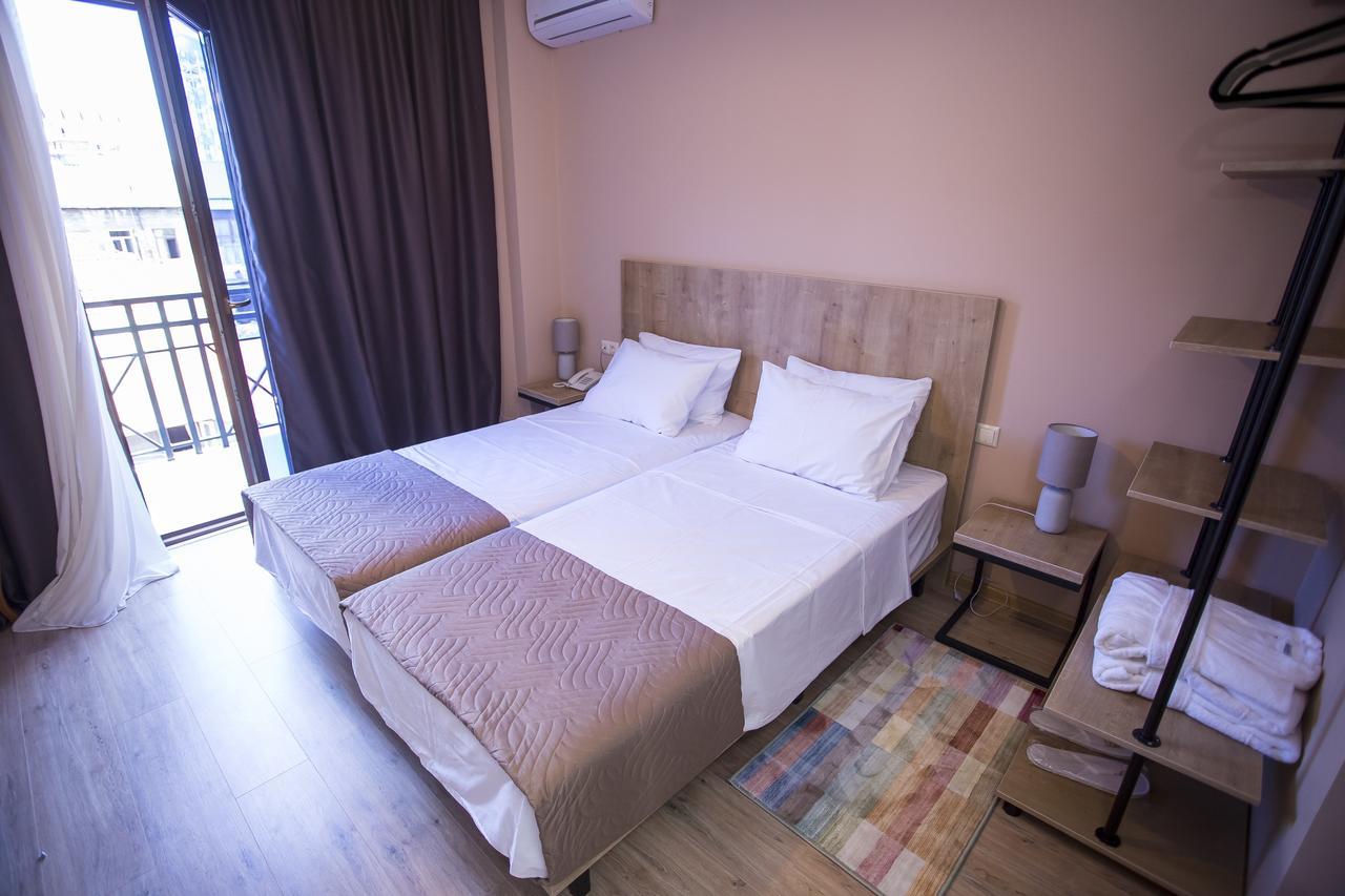 Hotel N16 Batumi Eksteriør bilde