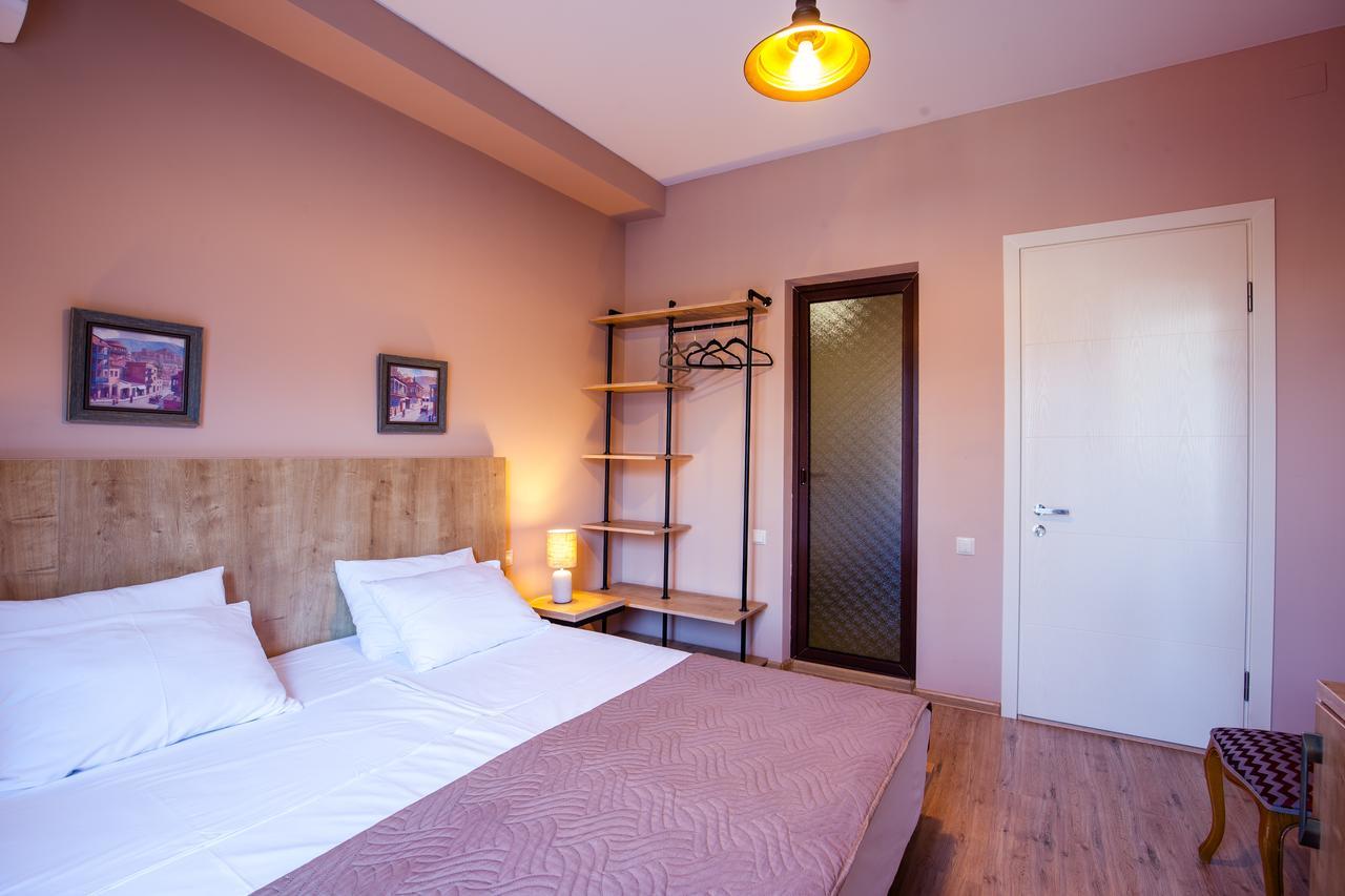 Hotel N16 Batumi Eksteriør bilde