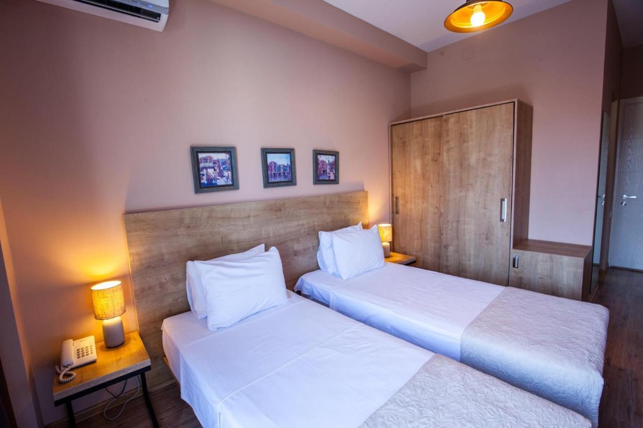 Hotel N16 Batumi Eksteriør bilde